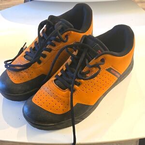 Ride concepts  Athletic bicycle Shoes with Breathable Design